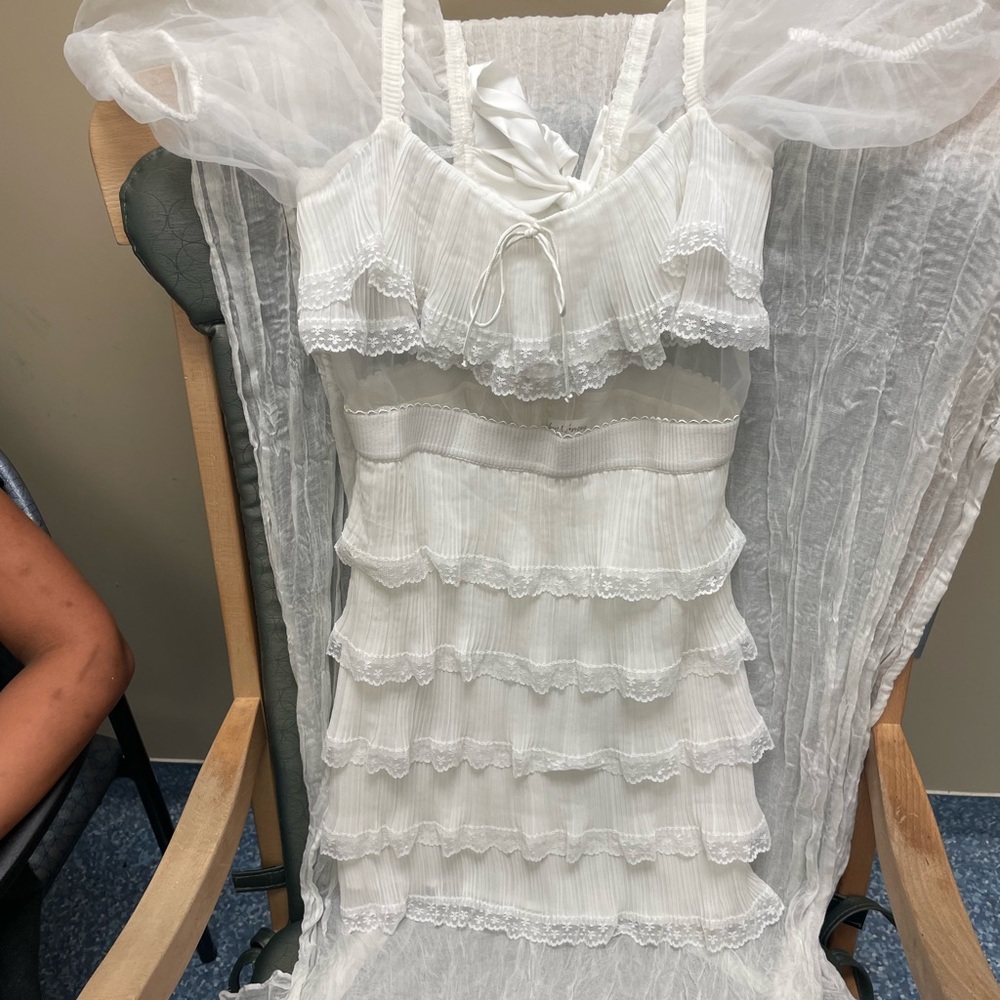 EUC For Love And Lemons Cream Dress withTiers and Lace P2P:14” Length:19” 👗